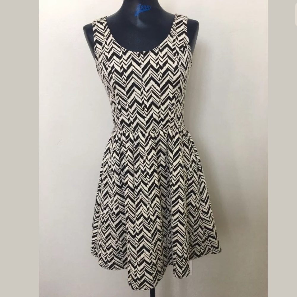 Anthropologie Maeve navy and white dress